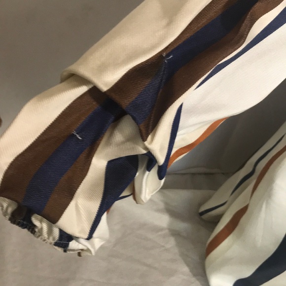 “ITALIAN” VINTAGE Designer Wrap Blouse fab sleeves. - Picture 3 of 14